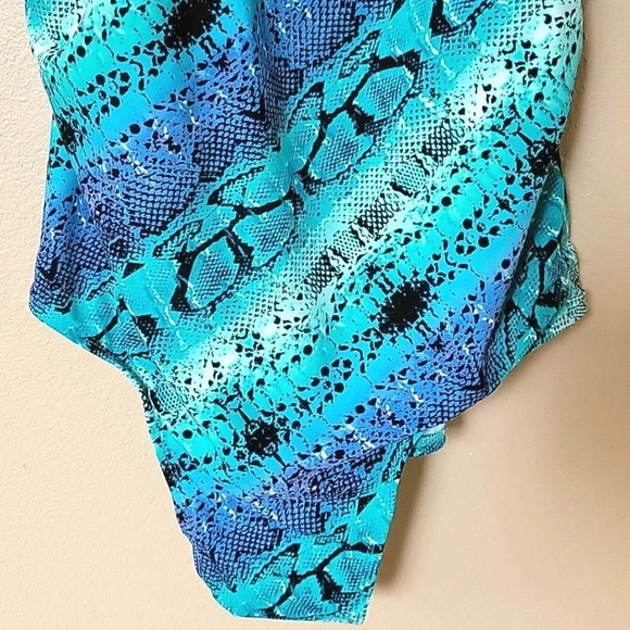 Catalina Blue Teal Snakeskin Print One Piece Swimsuit - Size 3X - Picture 3 of 6